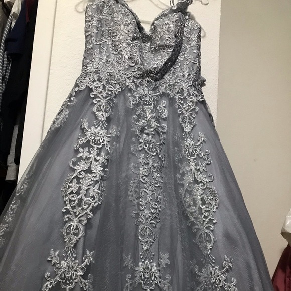 Prom Dress - Picture 3 of 10